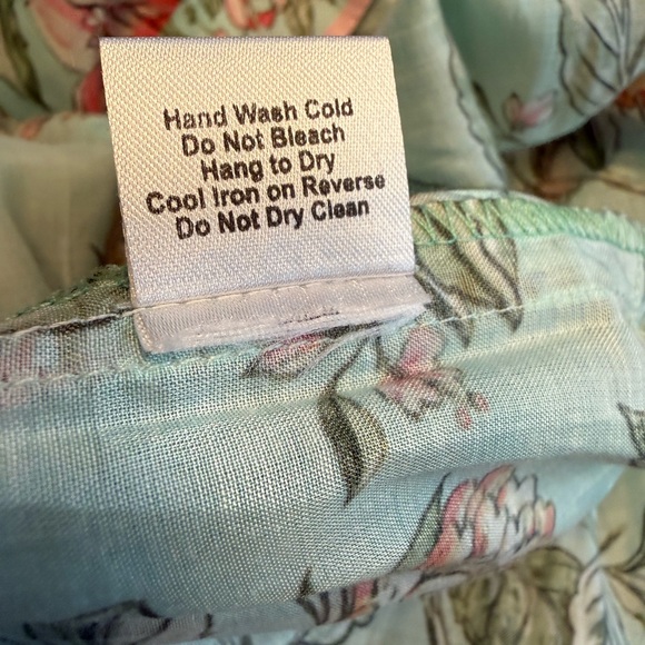 Elegant Floral Long Sleeve Maxi Dress - Picture 9 of 9